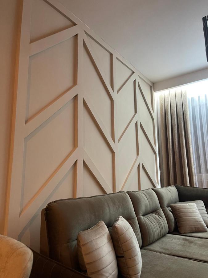 Top Apartment พริสตีนา ภายนอก รูปภาพ