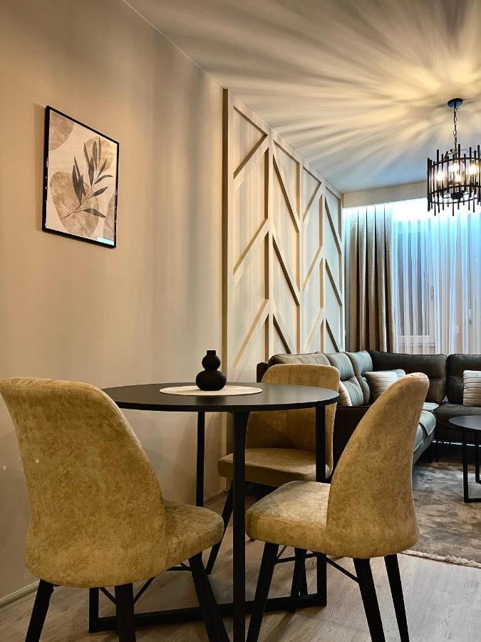 Top Apartment พริสตีนา ภายนอก รูปภาพ